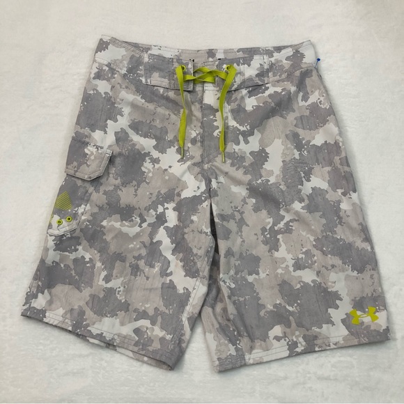 Under Armour Storm HeatGear Loose Snow White Camo Swim Board Shorts Mens 30. - Picture 4 of 10